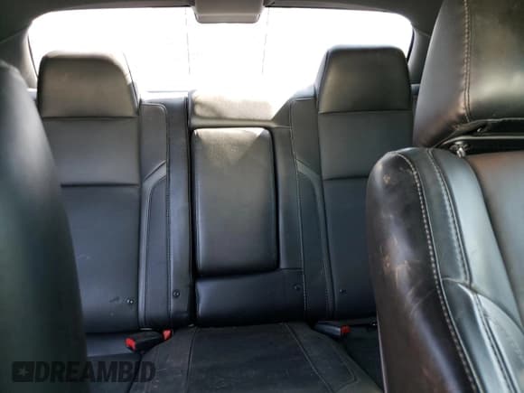 ✅ 2016 Dodge Challenger SXT • VIN: 2C3CDZAG0GH284824 • Lot: 68697805. Wystawiony na Copart z przebiegiem 53 923 mil. Bezpłatny archiwum sprzedaży aukcyjnych z USA i szczegółowy raport historii pojazdu na DreamBid. Zdjęcie 11.