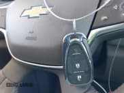 ✅ 2020 Chevrolet Traverse LT Cloth • VIN: 1GNERGKW9LJ228526 • Lot: 43614403. Wystawiony na IAAI z przebiegiem 65 663 mil. Bezpłatny archiwum sprzedaży aukcyjnych z USA i szczegółowy raport historii pojazdu na DreamBid. Zdjęcie 11.