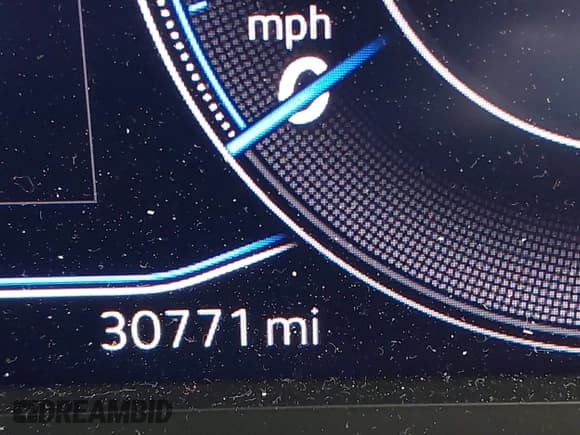 ✅ 2021 Volkswagen Arteon SE • VIN: WVWAR7AN5ME012022 • Lot: 41964379. Wystawiony na IAAI z przebiegiem 30 771 mil. Bezpłatny archiwum sprzedaży aukcyjnych z USA i szczegółowy raport historii pojazdu na DreamBid. Zdjęcie 15.