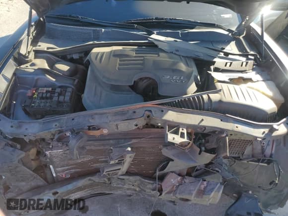 ✅ 2019 Dodge Charger SXT • VIN: 2C3CDXBG6KH695298 • Lot: 89733895. Listed on Copart with 148,330 mi. Free auction sales archive from the USA and detailed vehicle history report at DreamBid. Image 11.