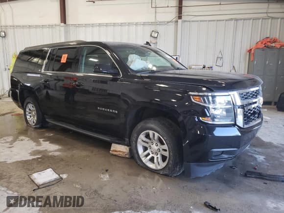 ✅ 2017 Chevrolet Suburban LT • VIN: 1GNSKHKC6HR218337 • Lot: 70607694. Listed on Copart with Not provided. Free auction sales archive from the USA and detailed vehicle history report at DreamBid. Image 4.