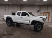 ✅ 2015 Toyota Tacoma • VIN: 5TFUX4EN9FX036973 • Lot: 41600331. Listed on IAAI with 150,343 mi. Free auction sales archive from the USA and detailed vehicle history report at DreamBid. Image 13.