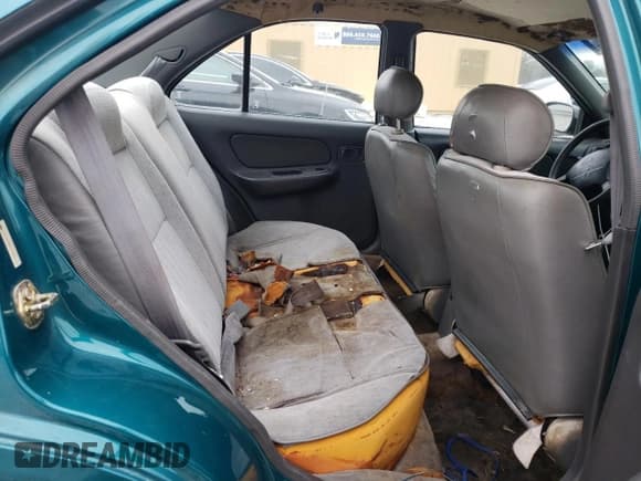 ✅ 1997 Nissan Sentra XE • VIN: 1N4AB41D5VC701930 • Lot: 47263305. Wystawiony na Copart z przebiegiem 156 982 mil. Bezpłatny archiwum sprzedaży aukcyjnych z USA i szczegółowy raport historii pojazdu na DreamBid. Zdjęcie 10.