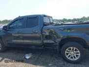 ✅ 2019 Chevrolet Silverado 1500 LT • VIN: 1GCRYDED6KZ270772 • Lot: 42871513. Wystawiony na IAAI z przebiegiem 91 612 mil. Bezpłatny archiwum sprzedaży aukcyjnych z USA i szczegółowy raport historii pojazdu na DreamBid. Zdjęcie 14.