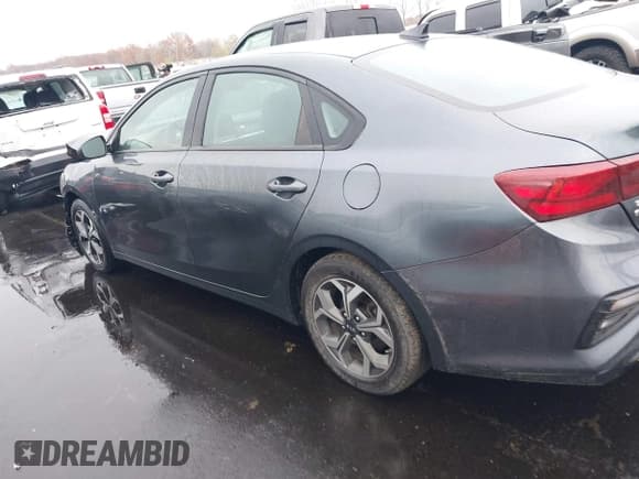 ✅ 2020 Kia Forte LXS • VIN: 3KPF24ADXLE238978 • Lot: 43718133. Wystawiony na IAAI z przebiegiem 114 369 mil. Bezpłatny archiwum sprzedaży aukcyjnych z USA i szczegółowy raport historii pojazdu na DreamBid. Zdjęcie 15.
