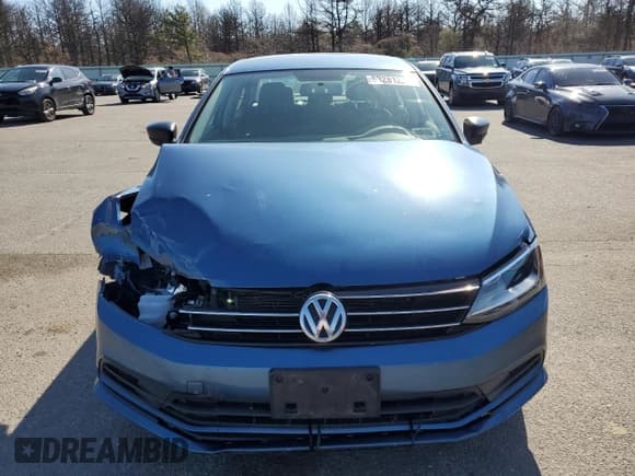 ✅ 2016 Volkswagen Jetta S • VIN: 3VW167AJ4GM342400 • Lot: 53281295. Listed on Copart with 77,087 mi. Free auction sales archive from the USA and detailed vehicle history report at DreamBid. Image 5.