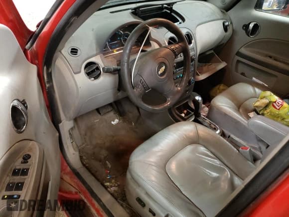 ✅ 2009 Chevrolet HHR 2LT • VIN: 3GNCA53V19S573159 • Lot: 80447184. Listed on Copart with 131,856 mi. Free auction sales archive from the USA and detailed vehicle history report at DreamBid. Image 8.