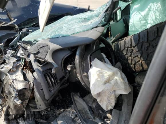 2018 Chevrolet Colorado 4WD Z71 with VIN 1GCHTDENXJ1139344, listed as a Copart auction lot 63610974 with Not provided miles and Non repairable. Bid and sale history available at DreamBid. Image 8.