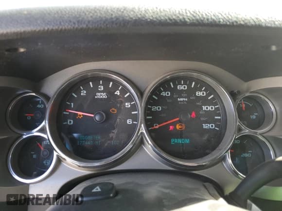 ✅ 2013 Chevrolet Silverado 1500 LT • VIN: 3GCPKSE21DG317513 • Lot: 67345424. Listed on Copart with 177,448 mi. Free auction sales archive from the USA and detailed vehicle history report at DreamBid. Image 9.