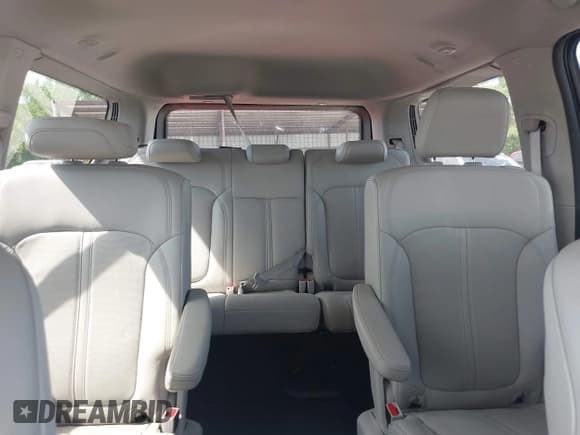 ✅ 2024 Jeep Wagoneer Series II • VIN: 1C4SJUBP9RS160032 • Lot: 41931062. Listed on IAAI with 11,718 mi. Free auction sales archive from the USA and detailed vehicle history report at DreamBid. Image 20.