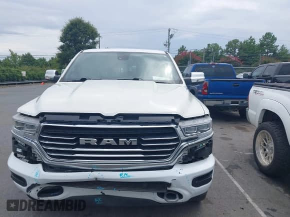 ✅ 2020 Ram 1500 Longhorn • VIN: 1C6SRFST8LN137579 • Lot: 42839039. Listed on IAAI with 129,013 mi. Free auction sales archive from the USA and detailed vehicle history report at DreamBid. Image 12.