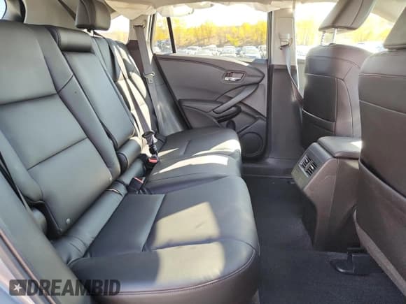 ✅ 2018 Acura RDX • VIN: 5J8TB4H30JL009960 • Lot: 89648405. Listed on Copart with Not provided. Free auction sales archive from the USA and detailed vehicle history report at DreamBid. Image 11.