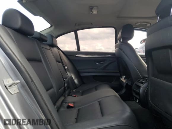 ✅ 2014 BMW 5 Series 528i xDrive • VIN: WBA5A7C52ED620140 • Lot: 91163815. Listed on Copart with 150,925 mi. Free auction sales archive from the USA and detailed vehicle history report at DreamBid. Image 10.