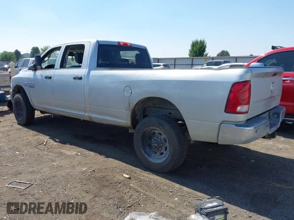 ✅ 2015 Ram 2500 Tradesman • VIN: 3C6UR5HL6FG705187 • Лот: 42900075. Опубликован ранее на IAAI с пробегом Не указан. Бесплатный доступ к архиву аукционных продаж из США и подробный отчёт об истории автомобиля на DreamBid. Изображение 3.