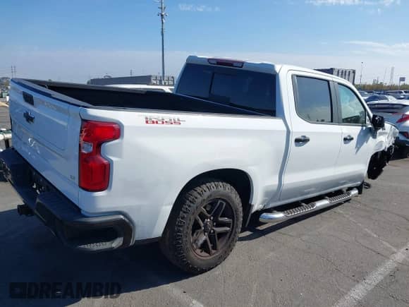 ✅ 2021 Chevrolet Silverado 1500 LT Trail Boss • VIN: 3GCPYFEDXMG331319 • Лот: 43299606. Опубликован ранее на IAAI с пробегом 47 871 миль. Бесплатный доступ к архиву аукционных продаж из США и подробный отчёт об истории автомобиля на DreamBid. Изображение 4.