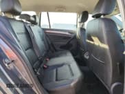 ✅ 2017 Volkswagen Golf S • VIN: 3VWH17AU2HM516750 • Лот: 93112945. Опубликован ранее на Copart с пробегом 110 388 миль. Бесплатный доступ к архиву аукционных продаж из США и подробный отчёт об истории автомобиля на DreamBid. Изображение 11.