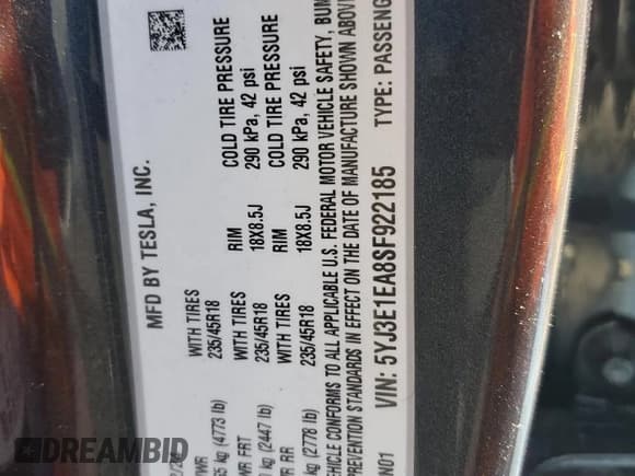 ✅ 2025 Tesla Model 3 Long Range • VIN: 5YJ3E1EA8SF922185 • Lot: 80841605. Listed on Copart with 16,985 mi. Free auction sales archive from the USA and detailed vehicle history report at DreamBid. Image 12.