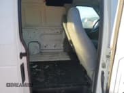 ✅ 2006 Ford Econoline Cargo • VIN: 1FTRE14W26DA37582 • Lot: 85396465. Wystawiony na Copart z przebiegiem 99 922 mil. Bezpłatny archiwum sprzedaży aukcyjnych z USA i szczegółowy raport historii pojazdu na DreamBid. Zdjęcie 10.