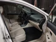 ✅ 2014 Subaru Impreza Limited • VIN: JF1GJAH60EH016854 • Lot: 41192518. Wystawiony na IAAI z przebiegiem 193 089 mil. Bezpłatny archiwum sprzedaży aukcyjnych z USA i szczegółowy raport historii pojazdu na DreamBid. Zdjęcie 5.