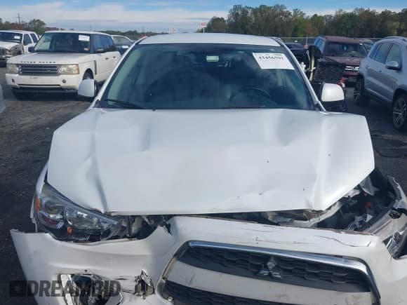 ✅ 2015 Mitsubishi Outlander SE • VIN: 4A4AR4AU7FE057254 • Lot: 43456591. Wystawiony na IAAI z przebiegiem 115 762 mil. Bezpłatny archiwum sprzedaży aukcyjnych z USA i szczegółowy raport historii pojazdu na DreamBid. Zdjęcie 12.