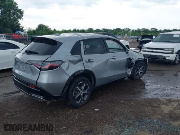 ✅ 2024 Honda HR-V EX-L • VIN: 3CZRZ2H78RM728583 • Lot: 42752274. Wystawiony na IAAI z przebiegiem 16 839 mil. Bezpłatny archiwum sprzedaży aukcyjnych z USA i szczegółowy raport historii pojazdu na DreamBid. Zdjęcie 4.