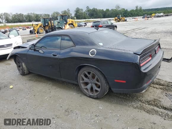 ✅ 2016 Dodge Challenger R/T • VIN: 2C3CDZBT4GH124974 • Lot: 67136624. Wystawiony na Copart z przebiegiem 163 828 mil. Bezpłatny archiwum sprzedaży aukcyjnych z USA i szczegółowy raport historii pojazdu na DreamBid. Zdjęcie 2.
