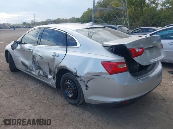✅ 2017 Chevrolet Malibu LT • VIN: 1G1ZE5ST3HF205245 • Lot: 43440387. Listed on IAAI with 143,471 mi. Free auction sales archive from the USA and detailed vehicle history report at DreamBid. Image 6.
