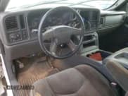 ✅ 2004 Chevrolet Silverado 2500HD LS • VIN: 1GCHC29114E130167 • Лот: 72407994. Опубликован ранее на Copart с пробегом 324 188 миль. Бесплатный доступ к архиву аукционных продаж из США и подробный отчёт об истории автомобиля на DreamBid. Изображение 8.