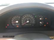 ✅ 2003 Kia Sorento LX • VIN: KNDJD733135049884 • Лот: 57178245. Опубликован ранее на Copart с пробегом 149 822 миль. Бесплатный доступ к архиву аукционных продаж из США и подробный отчёт об истории автомобиля на DreamBid. Изображение 9.