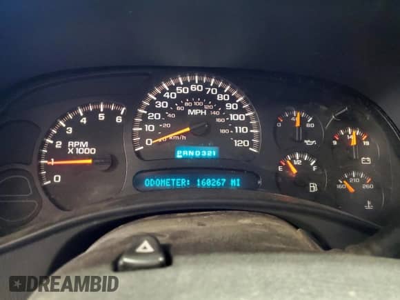 2004 Chevrolet Suburban Z71 с VIN 3GNFK16Z44G144675, выставлен на аукционе Copart как лот 71863164 с пробегом 160 267 миль миль и Списание • Salvage title. История ставок и продаж доступна на DreamBid. Изображение 9.