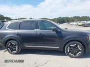 ✅ 2025 Kia Telluride S • VIN: 5XYP6DGC3SG694734 • Lot: 43486739. Listed on IAAI with 2,197 mi. Free auction sales archive from the USA and detailed vehicle history report at DreamBid. Image 13.