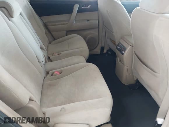 ✅ 2012 Toyota Highlander • VIN: 5TDZK3EH3CS088254 • Lot: 42295847. Wystawiony na IAAI z przebiegiem 193 404 mil. Bezpłatny archiwum sprzedaży aukcyjnych z USA i szczegółowy raport historii pojazdu na DreamBid. Zdjęcie 8.