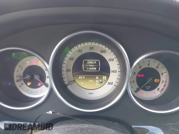 ✅ 2012 Mercedes-Benz CLS 550 • VIN: WDDLJ9BB9CA024704 • Lot: 41695805. Wystawiony na IAAI z przebiegiem 116 408 mil. Bezpłatny archiwum sprzedaży aukcyjnych z USA i szczegółowy raport historii pojazdu na DreamBid. Zdjęcie 7.