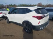 ✅ 2022 Kia Seltos S • VIN: KNDEUCAA8N7285127 • Лот: 43557181. Опубликован ранее на IAAI с пробегом 47 049 миль. Бесплатный доступ к архиву аукционных продаж из США и подробный отчёт об истории автомобиля на DreamBid. Изображение 3.