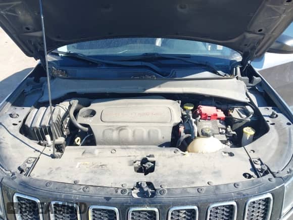 2020 Jeep Compass Latitude с VIN 3C4NJDBB6LT255915, выставлен на аукционе IAAI как лот 43119377 с пробегом 76 566 миль миль и . История ставок и продаж доступна на DreamBid. Изображение 10.