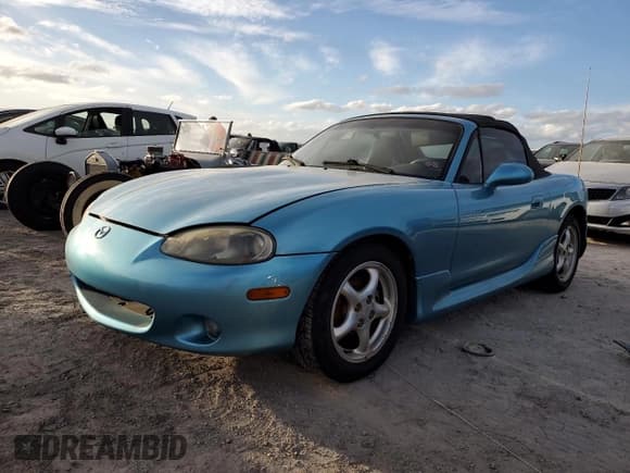 ✅ 2001 Mazda MX-5 Miata • VIN: JM1NB353910218735 • Lot: 75653144. Listed on Copart with Not provided. Free auction sales archive from the USA and detailed vehicle history report at DreamBid. Image 1.