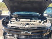 ✅ 2019 Chevrolet Silverado 1500 RST • VIN: 3GCUWDED7KG216185 • Lot: 43581654. Wystawiony na IAAI z przebiegiem 91 573 mil. Bezpłatny archiwum sprzedaży aukcyjnych z USA i szczegółowy raport historii pojazdu na DreamBid. Zdjęcie 10.