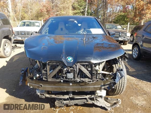 ✅ 2024 BMW iX xDrive50 • VIN: WB523CF06RCR16553 • Lot: 43582026. Wystawiony na IAAI z przebiegiem 15 523 mil. Bezpłatny archiwum sprzedaży aukcyjnych z USA i szczegółowy raport historii pojazdu na DreamBid. Zdjęcie 13.