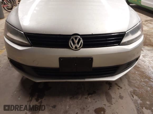 ✅ 2012 Volkswagen Jetta SE • VIN: 3VWDP7AJ4CM371626 • Лот: 43863497. Опубликован ранее на IAAI с пробегом 197 119 миль. Бесплатный доступ к архиву аукционных продаж из США и подробный отчёт об истории автомобиля на DreamBid. Изображение 6.