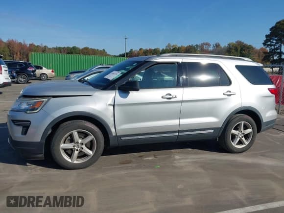 ✅ 2018 Ford Explorer XLT • VIN: 1FM5K7D85JGB03718 • Lot: 43641470. Listed on IAAI with 160,370 mi. Free auction sales archive from the USA and detailed vehicle history report at DreamBid. Image 14.