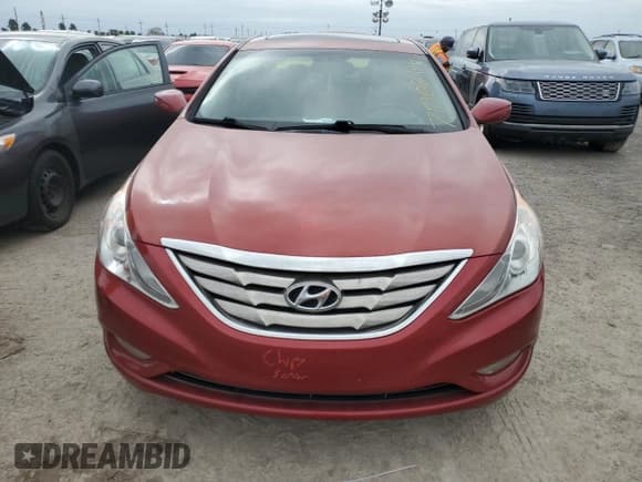 ✅ 2013 Hyundai Sonata SE • VIN: 5NPEC4AC4DH640931 • Lot: 75102944. Listed on Copart with 136,909 mi. Free auction sales archive from the USA and detailed vehicle history report at DreamBid. Image 5.