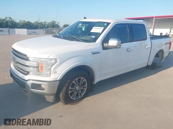 ✅ 2020 Ford F-150 XL • VIN: 1FTEW1E58LKD28452 • Lot: 43308852. Wystawiony na IAAI z przebiegiem 228 555 mil. Bezpłatny archiwum sprzedaży aukcyjnych z USA i szczegółowy raport historii pojazdu na DreamBid. Zdjęcie 2.