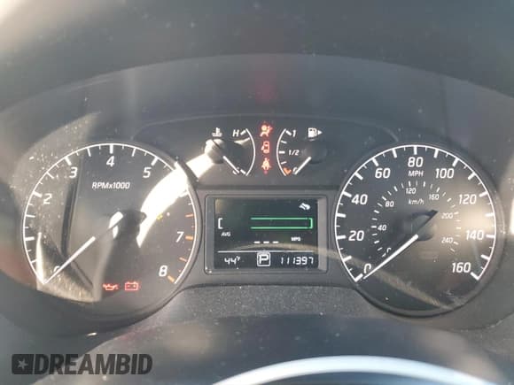 ✅ 2017 Nissan Sentra SV • VIN: 3N1AB7AP1HY322668 • Лот: 90331165. Опубликован ранее на Copart с пробегом 111 397 миль. Бесплатный доступ к архиву аукционных продаж из США и подробный отчёт об истории автомобиля на DreamBid. Изображение 9.