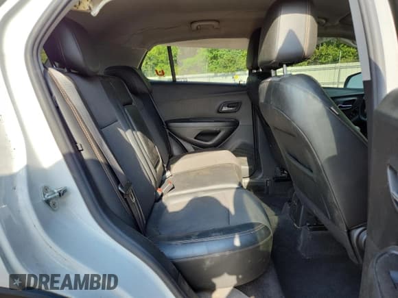 ✅ 2022 Chevrolet Trax LT • VIN: KL7CJLSM9NB560989 • Lot: 81088835. Listed on Copart with 64,218 mi. Free auction sales archive from the USA and detailed vehicle history report at DreamBid. Image 11.