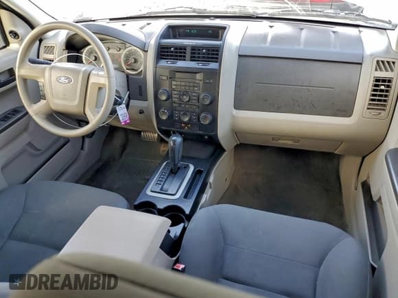 ✅ 2008 Ford Escape XLS • VIN: 1FMCU02Z38KE31604 • Лот: 94324385. Опубликован ранее на Copart с пробегом 221 494 миль. Бесплатный доступ к архиву аукционных продаж из США и подробный отчёт об истории автомобиля на DreamBid. Изображение 8.