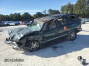 ✅ 2003 Chevrolet Tahoe LT • VIN: 1GNEC13Z33R192860 • Lot: 92162705. Wystawiony na Copart z przebiegiem 222 550 mil. Bezpłatny archiwum sprzedaży aukcyjnych z USA i szczegółowy raport historii pojazdu na DreamBid. Zdjęcie 1.