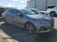 ✅ 2019 Hyundai Sonata SEL • VIN: 5NPE34AF4KH733066 • Lot: 86687675. Wystawiony na Copart z przebiegiem 93 057 mil mil. Skorzystaj z bezpłatnego archiwum sprzedaży aukcyjnych z USA i zobacz szczegółowy raport historii pojazdu na DreamBid. Zdjęcie 4.