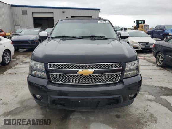 ✅ 2014 Chevrolet Tahoe LTZ • VIN: 1GNSCCE08ER139958 • Лот: 53551215. Опубликован ранее на Copart с пробегом 140 218 миль. Бесплатный доступ к архиву аукционных продаж из США и подробный отчёт об истории автомобиля на DreamBid. Изображение 5.
