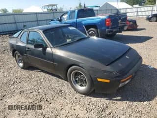 ✅ 1984 Porsche 944 • VIN: WP0AA0946EN454481 • Lot: 80895655. Wystawiony na Copart z przebiegiem 79 858 mil. Bezpłatny archiwum sprzedaży aukcyjnych z USA i szczegółowy raport historii pojazdu na DreamBid. Zdjęcie 4.