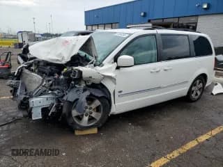 ✅ 2009 Dodge Grand Caravan SXT • VIN: 2D8HN54X79R672490 • Лот: 61564265. Опубликован ранее на Copart с пробегом Не указан. Бесплатный доступ к архиву аукционных продаж из США и подробный отчёт об истории автомобиля на DreamBid. Изображение 1.